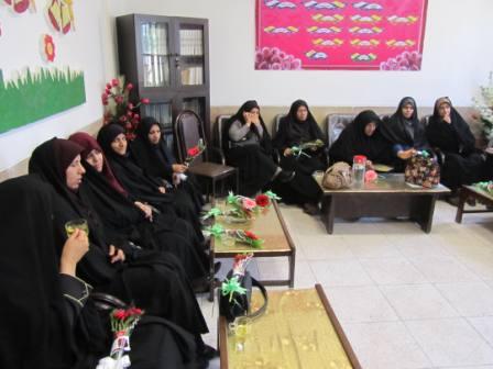 بزرگداشت مقام معلم در دبیرستان دخترانه شاهد کرمان