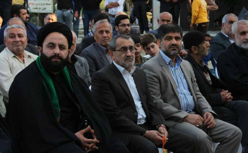 گزارش تصویری/یادواره شهدای آرمیده در امامزاده روشن آباد کردکوی گزارش تصویری/یادواره شهدای آرمیده در امامزاده روشن آباد کردکوی