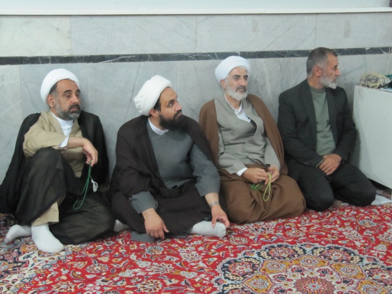 تصاویر/ دیدار فرمانده سپاه نینوا با روحانیون گلستانی مقیم قم تصاویر/ دیدار فرمانده سپاه نینوا با روحانیون گلستانی مقیم قم