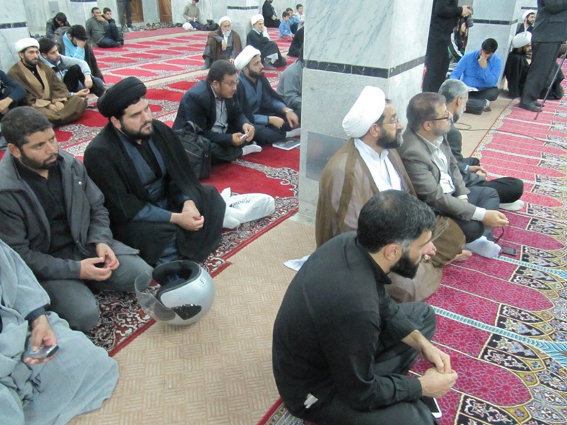 تصاویر/ دیدار فرمانده سپاه نینوا با روحانیون گلستانی مقیم قم تصاویر/ دیدار فرمانده سپاه نینوا با روحانیون گلستانی مقیم قم