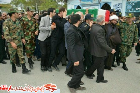 پیکر ۳ شهید نیروی انتظامی در استان کرمانشاه تشییع شد