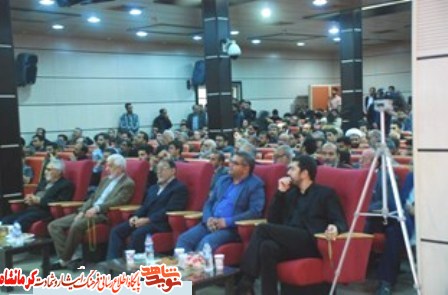 مسؤولان فرهنگی فضایی را در اختیار شاعران آئینی کرمانشاه قرار دهند مسؤولان فرهنگی فضایی را در اختیار شاعران آئینی کرمانشاه قرار دهند