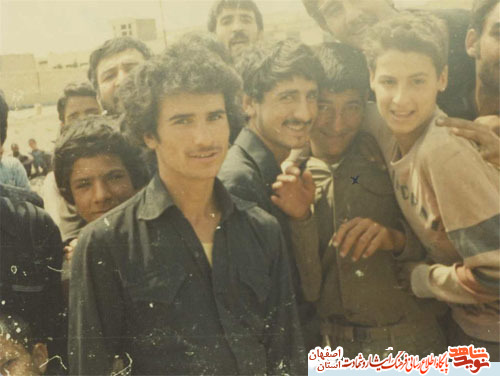 حاج حبیب مختاریان ، پدر شهید معظم احمد مختاریان بدیدار فرزندش شتافت حاج حبیب مختاریان ، پدر شهید معظم احمد مختاریان بدیدار فرزندش شتافت