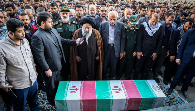 پیکر مطهر شهید مدافع حرم «جاسم حمید» در اهواز تشییع شد پیکر مطهر شهید مدافع حرم «جاسم حمید» در اهواز تشییع شد
