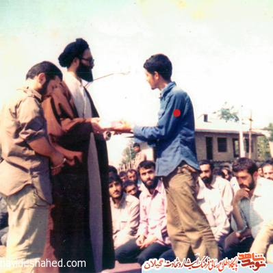 زندگینامه شهيد حسين حسن خواه/ کلام خداوند را به زيبايي هرچه تمام تر تلاوت می کرد زندگینامه شهيد حسين حسن خواه/ کلام خداوند را به زيبايي هرچه تمام تر تلاوت می کرد