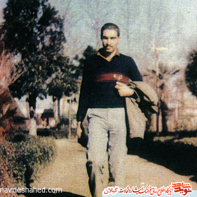 شهید قربانعلی باقری در جبهه ی نبرد حق علیه باطل شجاعانه جنگید شهید قربانعلی باقری در جبهه ی نبرد حق علیه باطل شجاعانه جنگید