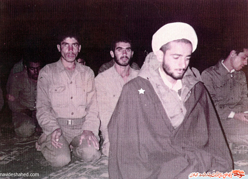 فردي مؤمن و معتقد به انقلاب اسلامي شهيد صادق مطهري فردي مؤمن و معتقد به انقلاب اسلامي شهيد صادق مطهري