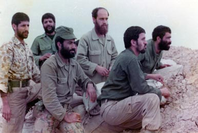عباس به سازمان پیشمرگان کُرد مسلمان کمک کرد عباس به سازمان پیشمرگان کُرد مسلمان کمک کرد