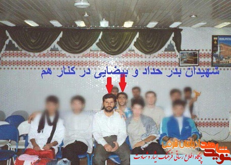 عکسی خاطره انگیز از شهید ناجا و شهید مدافع حرم در کنار هم عکسی خاطره انگیز از شهید ناجا و شهید مدافع حرم در کنار هم