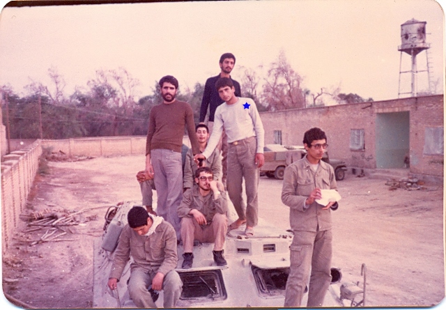از زبان مادر شهید.../حرف جبهه می شد کسی جلودارش نبود از زبان مادر شهید.../حرف جبهه می شد کسی جلودارش نبود