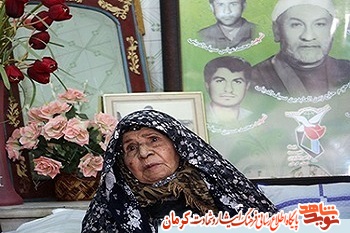 خاطراتی از مادر شهیدان «سیف الدینی»/ عاشق شهادت بود خاطراتی از مادر شهیدان «سیف الدینی»/ عاشق شهادت بود