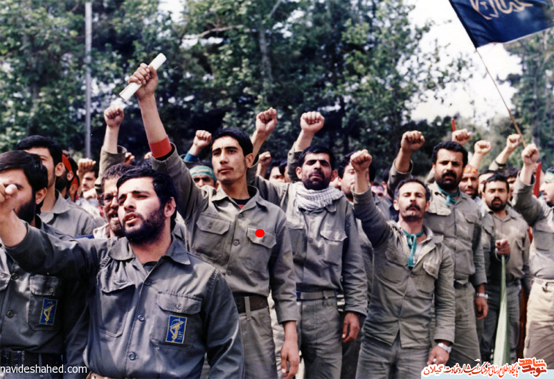 جنگ جنگ تا پیروزی عکسی ناب از شهید غلام رضا حیدری علی آبادی جنگ جنگ تا پیروزی عکسی ناب از شهید غلام رضا حیدری علی آبادی