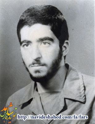 همه او را در جبهه شهید زنده می خواندند همه او را در جبهه شهید زنده می خواندند