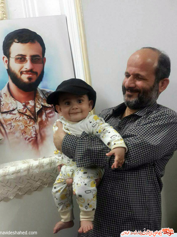 عکسی دیدنی از محمدحسین فرزند شهیدمدافع حرم سجاد طاهرنیا عکسی دیدنی از محمدحسین فرزند شهیدمدافع حرم سجاد طاهرنیا