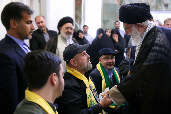 لحظاتی از دیدار جانبازان حزب الله با رهبر انقلاب / فیلم لحظاتی از دیدار جانبازان حزب الله با رهبر انقلاب / فیلم