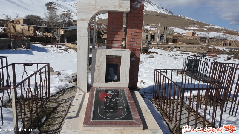 مزار شهدای استان مرکزی، شازند (روستای تخمار ) - 68 مزار شهدای استان مرکزی، شازند (روستای تخمار ) - 68
