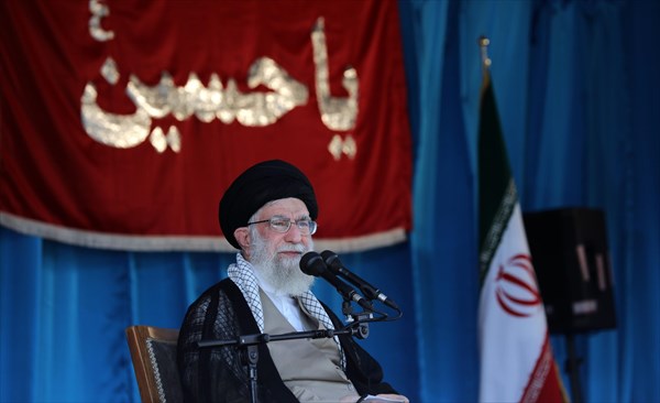 جوانها راهحل مشکل کشورند / جمهوری اسلامی کشور را از سلطه ظالمانه نجات داد جوانها راهحل مشکل کشورند / جمهوری اسلامی کشور را از سلطه ظالمانه نجات داد