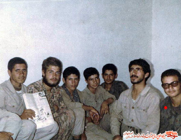 مروری بر زندگینامه شهید مظاهر مومنیان مروری بر زندگینامه شهید مظاهر مومنیان