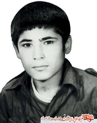 سفرى كه هديه اش پيكر خونين بود سفرى كه هديه اش پيكر خونين بود