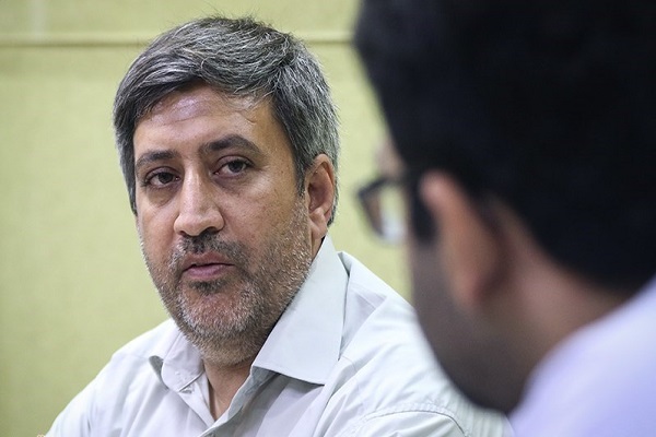 آثار منتخب «سرخنگاران» خریداری شود آثار منتخب «سرخنگاران» خریداری شود
