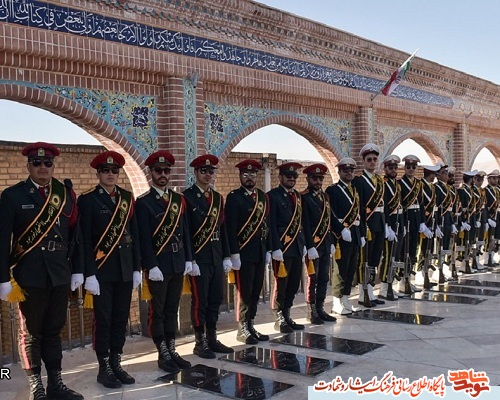 عطر افشانی و غبارروبی مزار مطهر شهدا شهرستان بجنورد