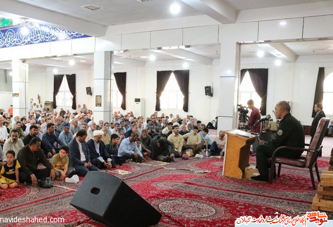 اهداف مهم دشمنان اسلام ایجاد فاصله بین جوانان و ارزشهای دینی انست اهداف مهم دشمنان اسلام ایجاد فاصله بین جوانان و ارزشهای دینی انست