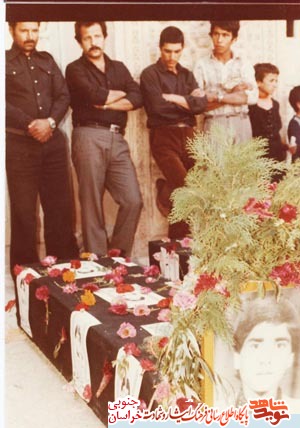 کم سن و سال ولی عاشق جبهه کم سن و سال ولی عاشق جبهه