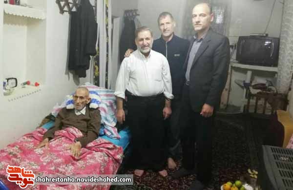 دیدار رئیس بنیاد شهید دماوند با خانواده شهدا دیدار رئیس بنیاد شهید دماوند با خانواده شهدا