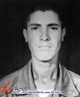 سفارش یک شهید به مردم: در لباس مسلماني قلب امام زمان (عج) را نلرزانيد سفارش یک شهید به مردم: در لباس مسلماني قلب امام زمان (عج) را نلرزانيد