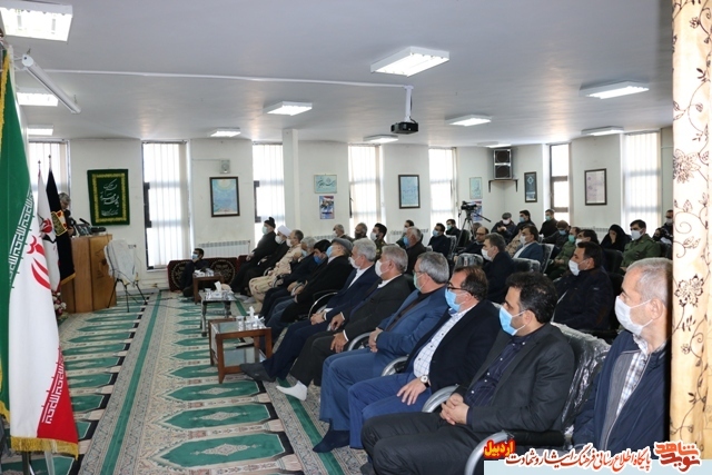 محفل شعرخوانی باعنوان حضرت ماه به همت بنیاد شهید استان اردبیل برگزار شد