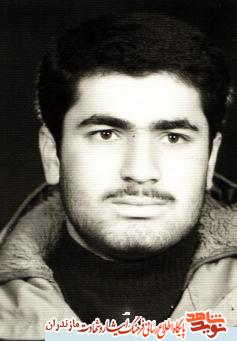 براى پاسداری و حراست از انقلاب به جبهه رفتم براى پاسداری و حراست از انقلاب به جبهه رفتم