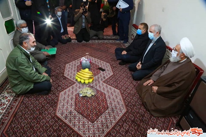 فیلم/ گفتگوی معاون رئیس جمهور با جانباز 70 درصد زنجانی