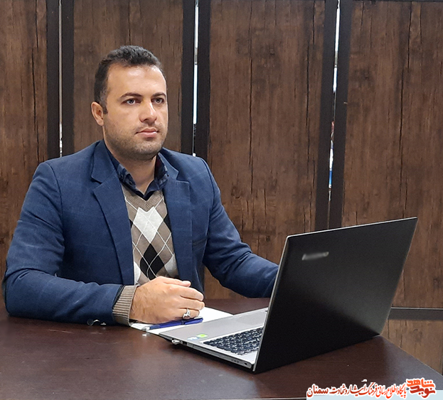 بسیجی یعنی: بیتوجه به سن و سال، پای آرمانها ایستادن/ ما به بسیجیها بدهکاریم... بسیجی یعنی: بیتوجه به سن و سال، پای آرمانها ایستادن/ ما به بسیجیها بدهکاریم...