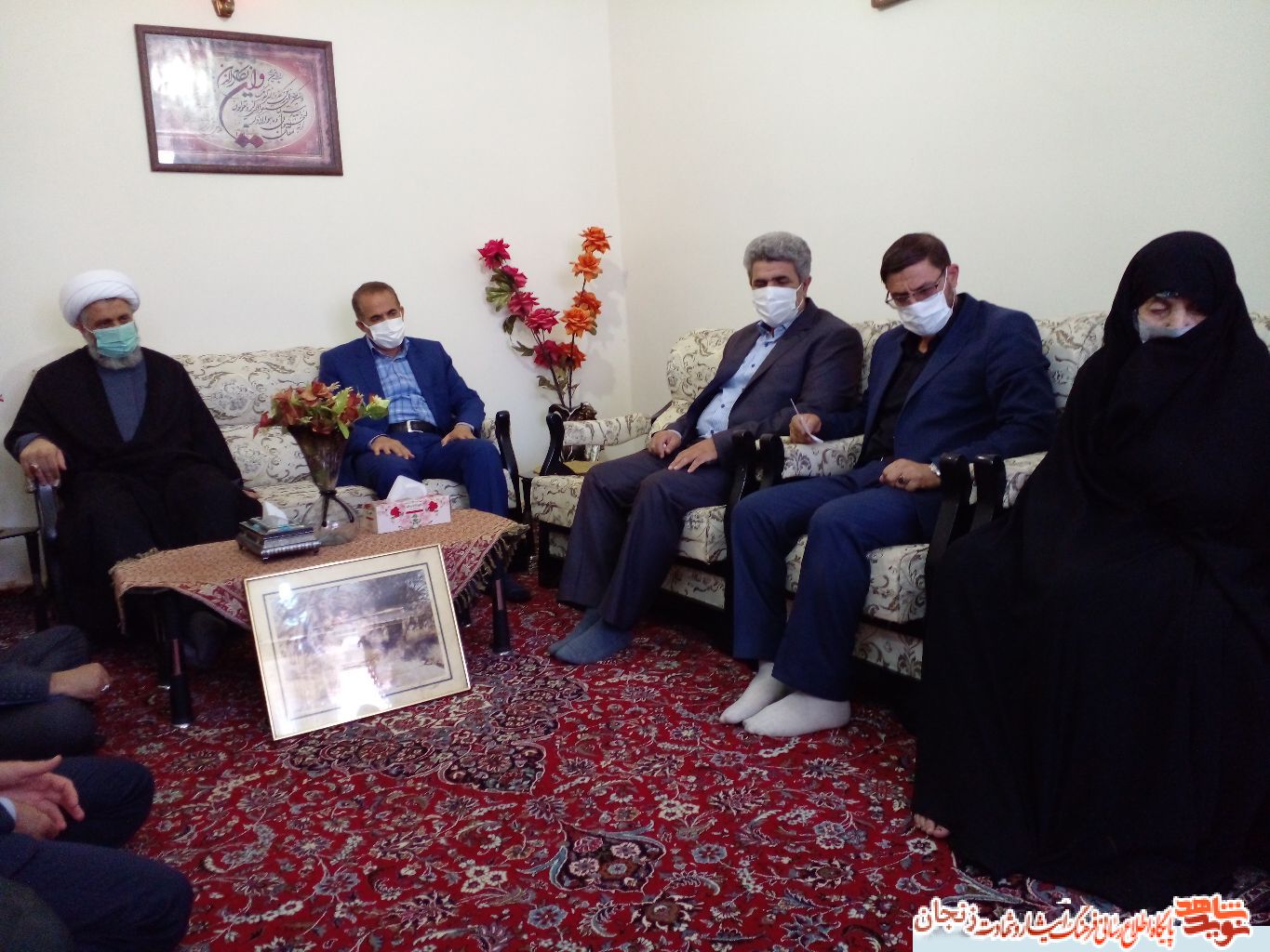 دیدار با خانواده شهدا در استان زنجان به روایت تصویر