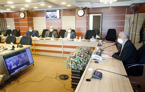 ایثار و گذشت پزشکان و پرستاران ما ستودنیست