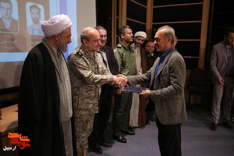 درخشش دو شاعر استان اردبیل در کنگره ملی شعر دفاع مقدس