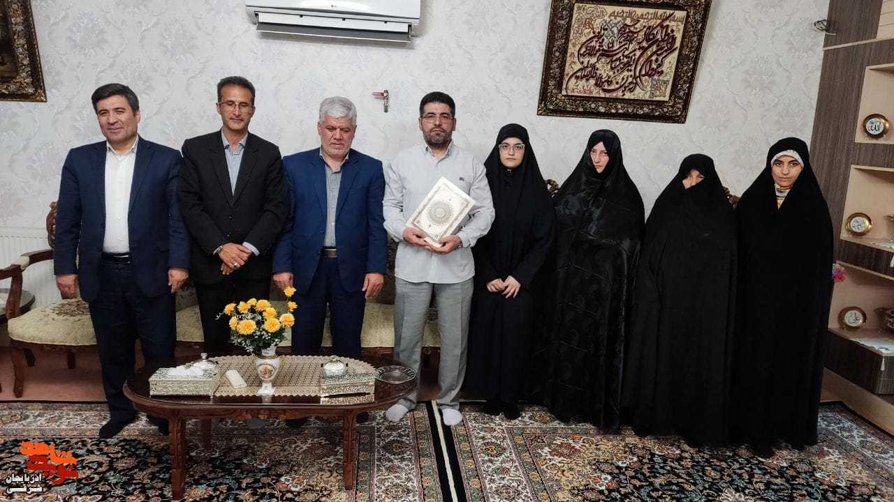 شهیدان والامقام انسان‌های برگزیده‌ای بودند