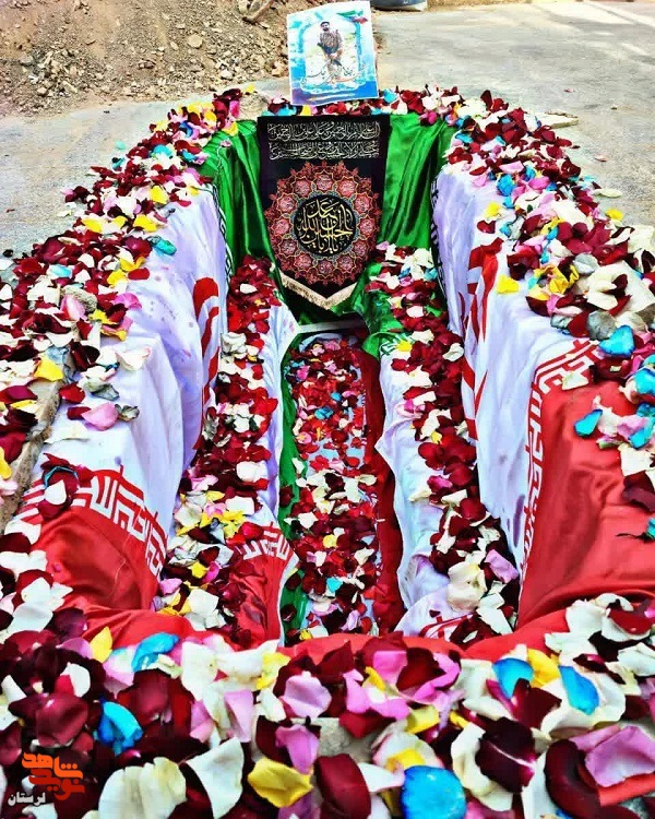 گزارش تصویری/ پیکر شهید «رضا خانی چگنی» در گلزار شهدای خرم آباد آرام گرفت