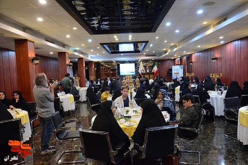 ضیافت افطاری برای جمعی از خانواده های معظم شهدا و ایثارگران در هتل کوثر