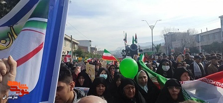 گزارش تصویری/ تمثال مبارک شهدا در راهپیمایی ۲۲ بهمن