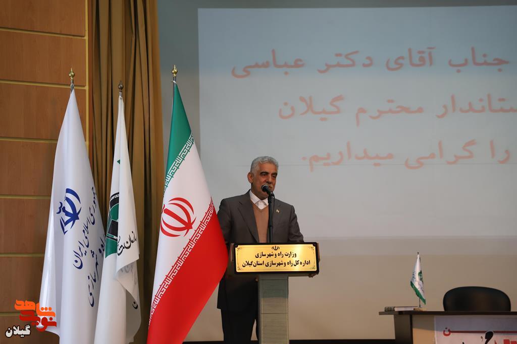 نخبگان همانند شهدا، باعث افتخار جمهوری اسلامی ایران هستند