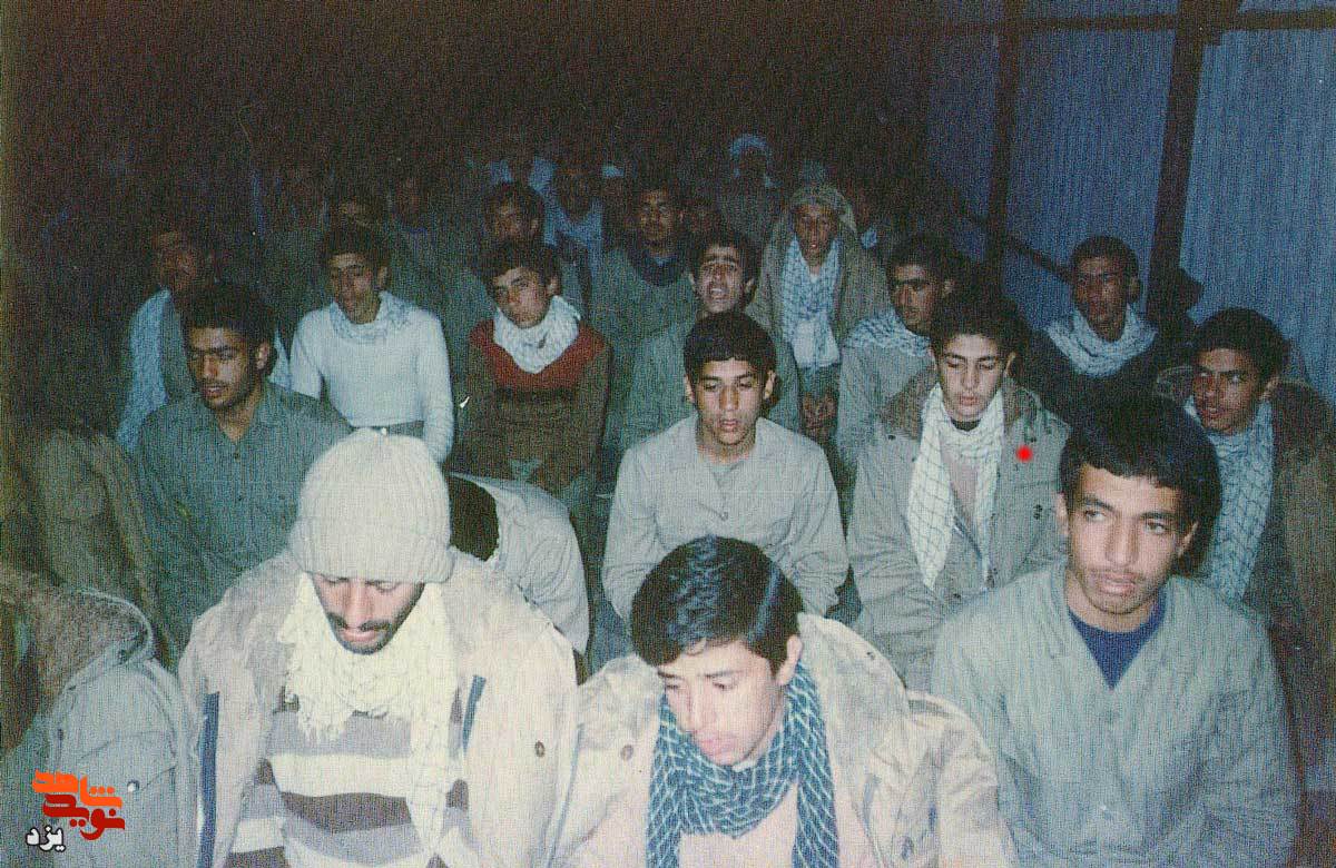 شهید حاتمی: خدايا حال لذت عبادت تو را چشيدم و آن را بر لذت زودگذر مادى ترجيح می دهم
