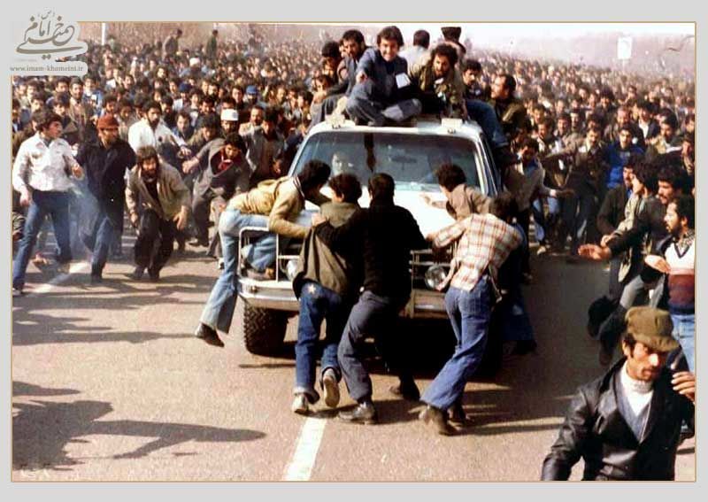 روز اول؛ سیمرغ کوه قاف، رسیدن گرفت باز....