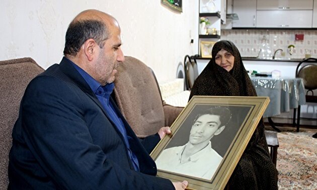 رونمایی از شناسنامه ۱۲۸ شهید باقرشهر+ تصاویر