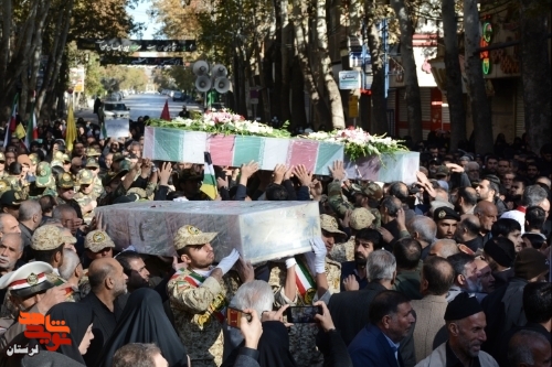 پیکر چهار شهید گمنام در خرم آباد تشییع شد