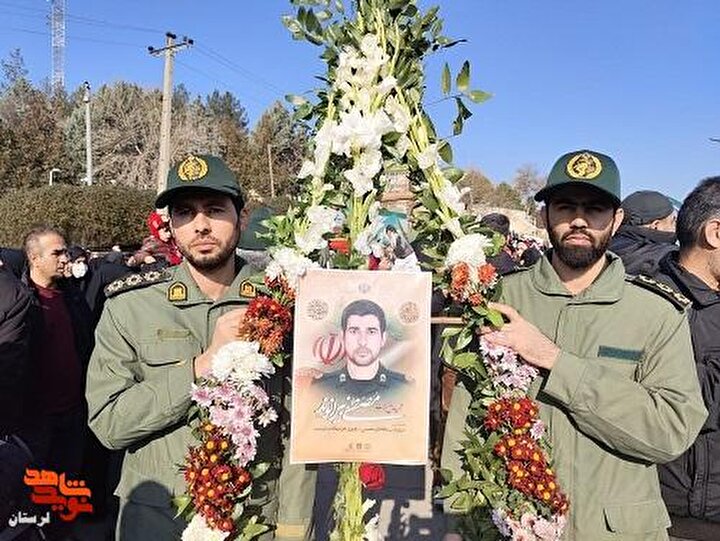 پیکر مطهر شهید «مصطفی بیرانوند» در خرم‌آباد تشییع شد