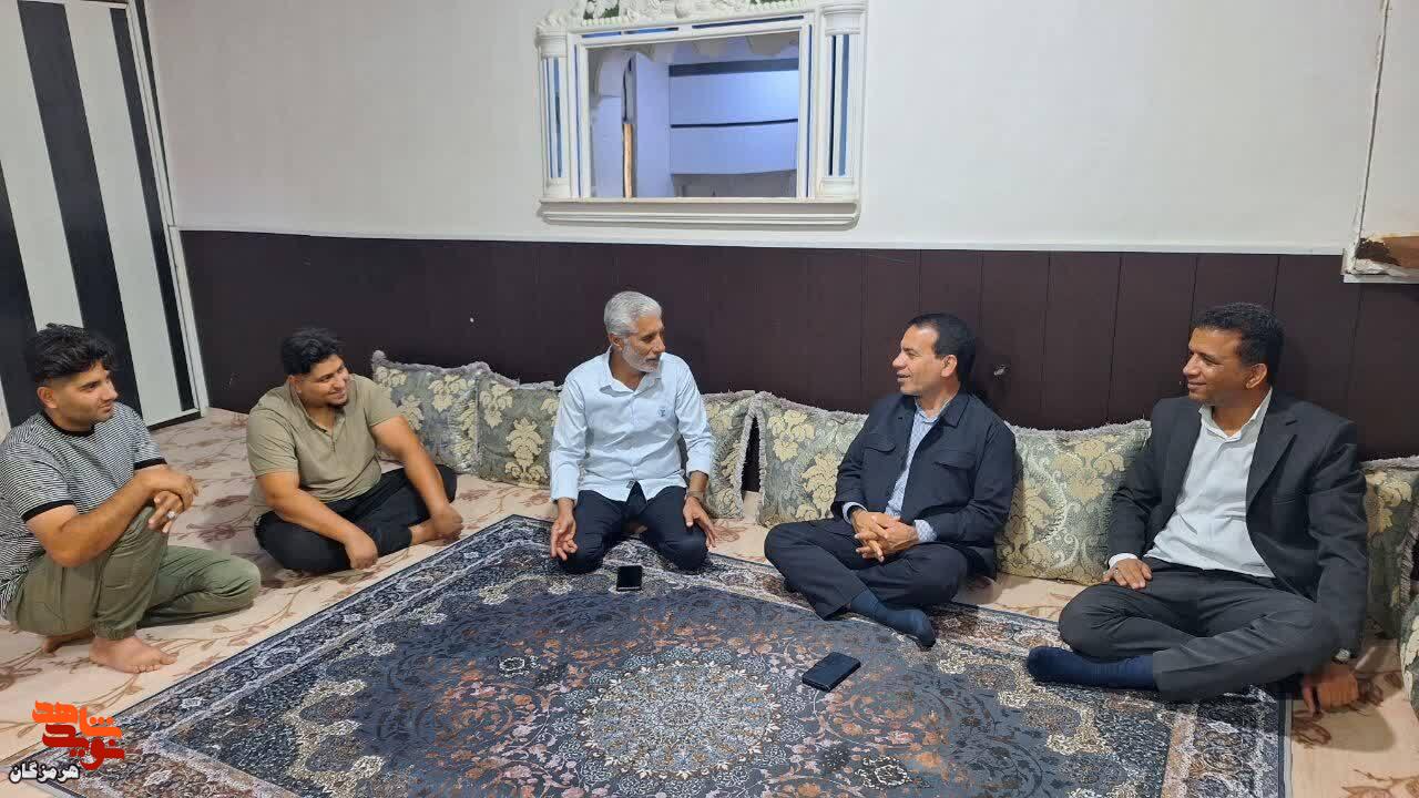 بازدید مدیرکل بنیاد شهید هرمزگان از منازل جانبازان خسارت دیده در قشم بازدید مدیرکل بنیاد شهید هرمزگان از منازل جانبازان خسارت دیده در قشم