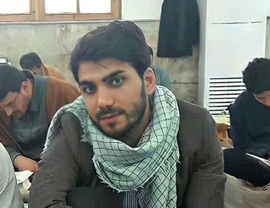شهید بابک نوری هریس؛ رزمنده‌ای چندزبانه با پایبندی مثال‌زدنی به نماز اول وقت