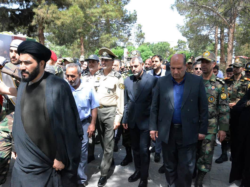 تشییع پیکر مطهر شهید تازه تفحص شده «داود علی زکایی»