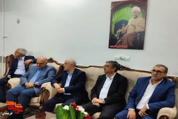 دیدار رئیس بنیاد شهید و امور ایثارگران با ایثارگران بروجرد